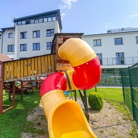 Hotel Milosz Restauracja, Basen Dla Dzieci, Sala Zabaw, Silownia Kartuzy Esterno foto