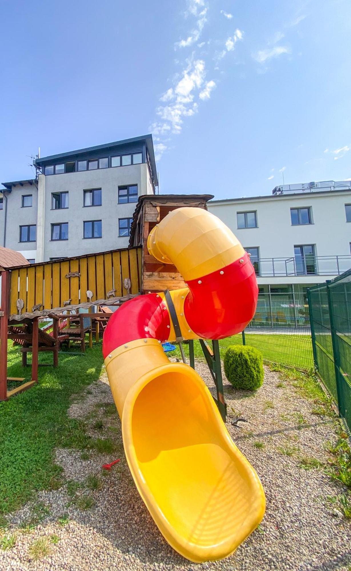Hotel Milosz Restauracja, Basen Dla Dzieci, Sala Zabaw, Silownia Kartuzy Esterno foto