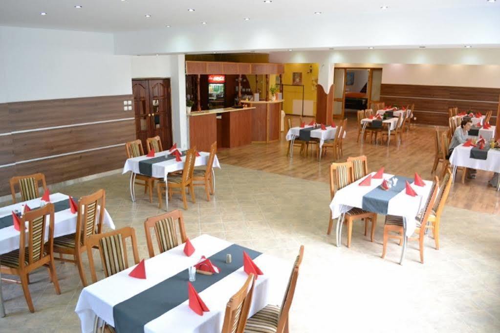 Hotel Milosz Restauracja, Basen Dla Dzieci, Sala Zabaw, Silownia Kartuzy Esterno foto