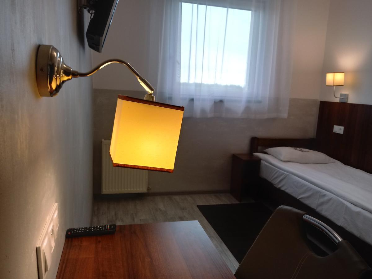 Hotel Milosz Restauracja, Basen Dla Dzieci, Sala Zabaw, Silownia Kartuzy Esterno foto