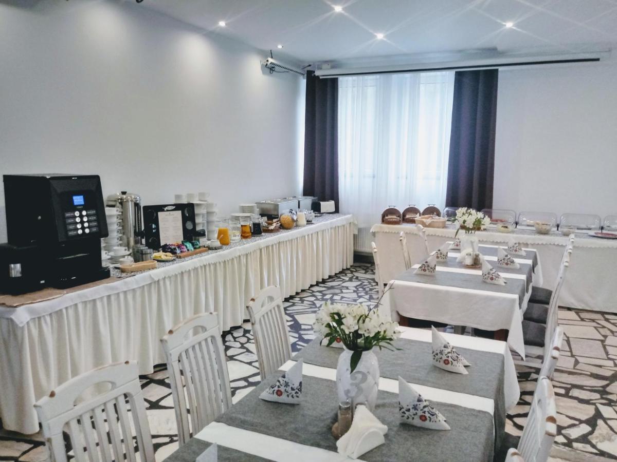 Hotel Milosz Restauracja, Basen Dla Dzieci, Sala Zabaw, Silownia Kartuzy Esterno foto